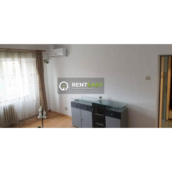 Apartament de inchiriat 3 camere, zona Independentei.